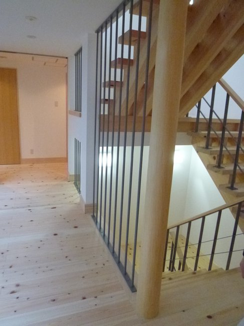 Facilities Image Indoor staircase